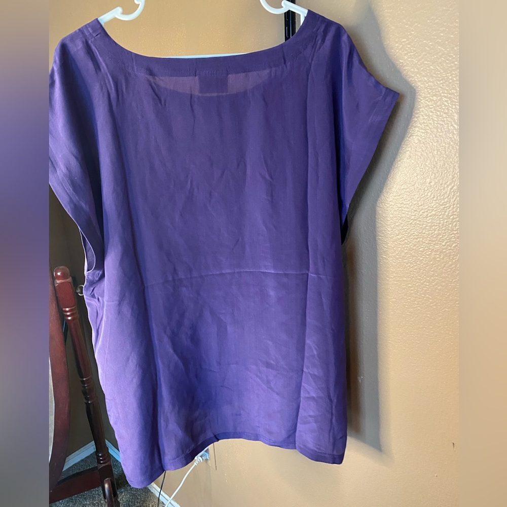 - 100% Silk Royal Silk top in purple with cap sleeves XXL layer or on it’s own